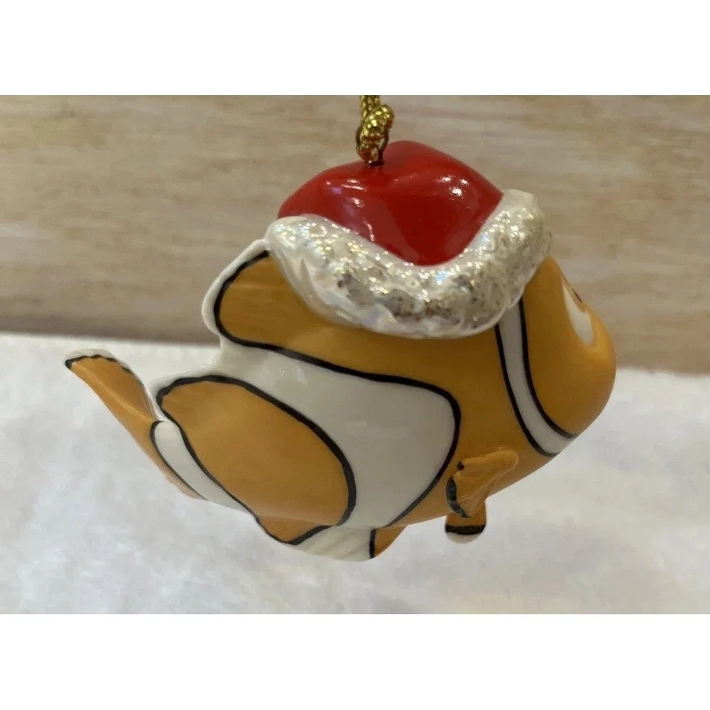 Lenox Disney  Showcase Collection Pixar  Nemo Finds Christmas 2004!